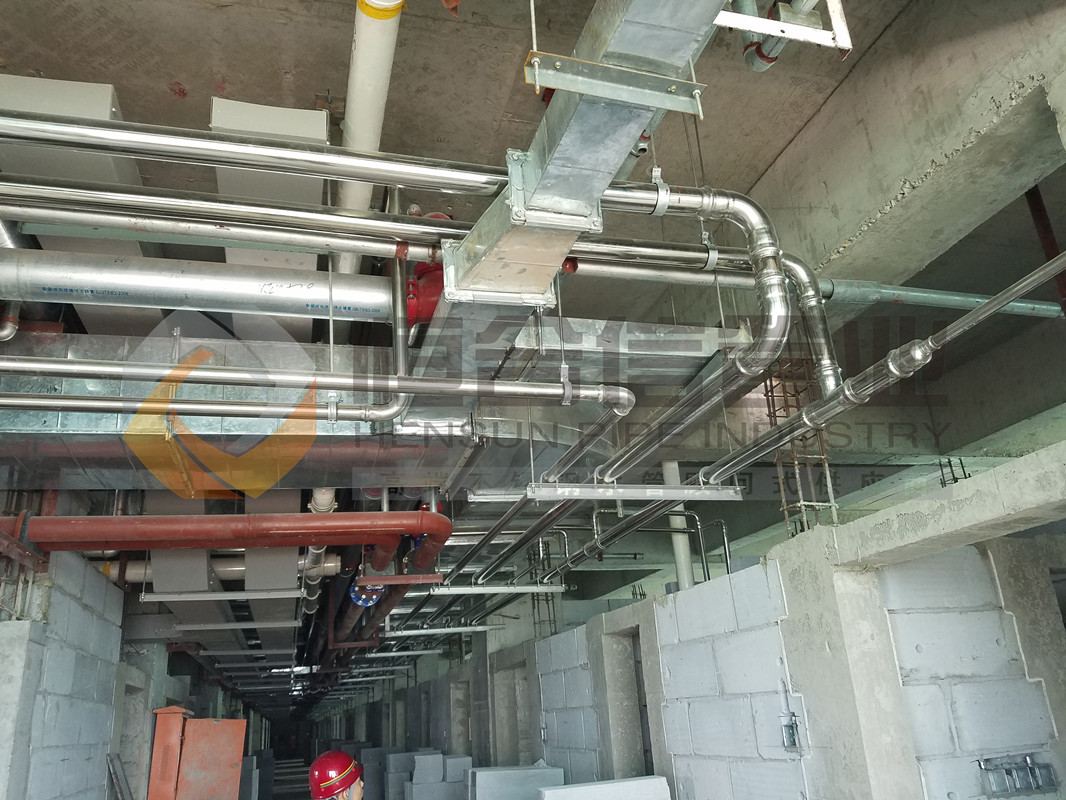 鋼材、管道及加工件現(xiàn)場(chǎng)裝卸、堆放和儲(chǔ)存要求